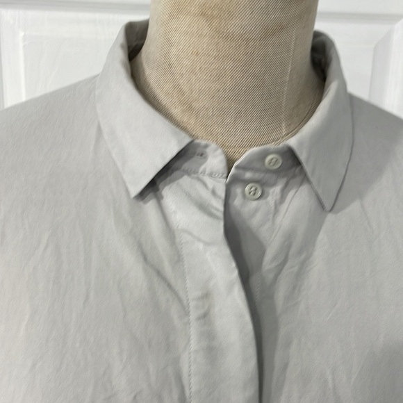 COS

Oversize-Shirt Blouse with Batwing Sleeves - Picture 3 of 9